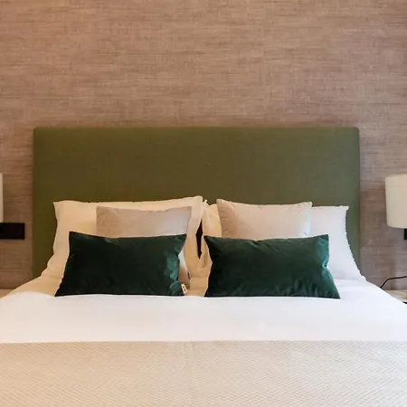 The Island, Estepona, Casa 6 Luxury Beachfront Дом отдыха