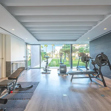 The Island, Estepona, Casa 6 Luxury Beachfront Holiday home Estepona
